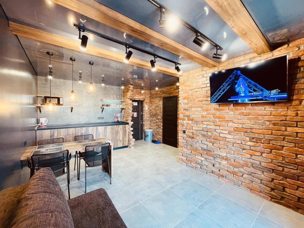 Loft В River Park З Джакузі Dnipro Bagian luar foto