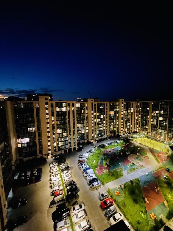 Loft В River Park З Джакузі Dnipro Bagian luar foto