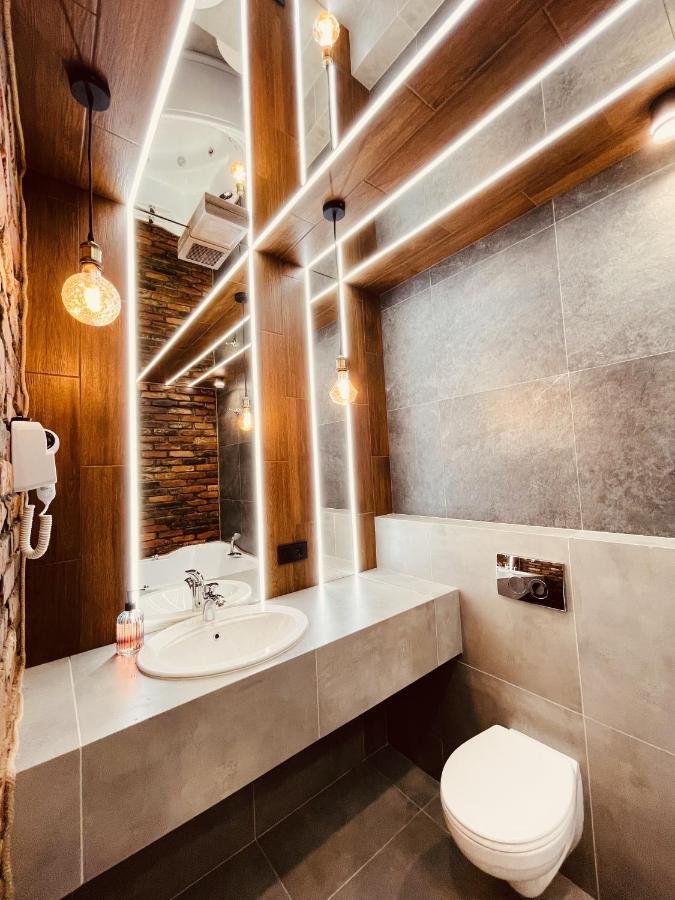 Loft В River Park З Джакузі Dnipro Bagian luar foto