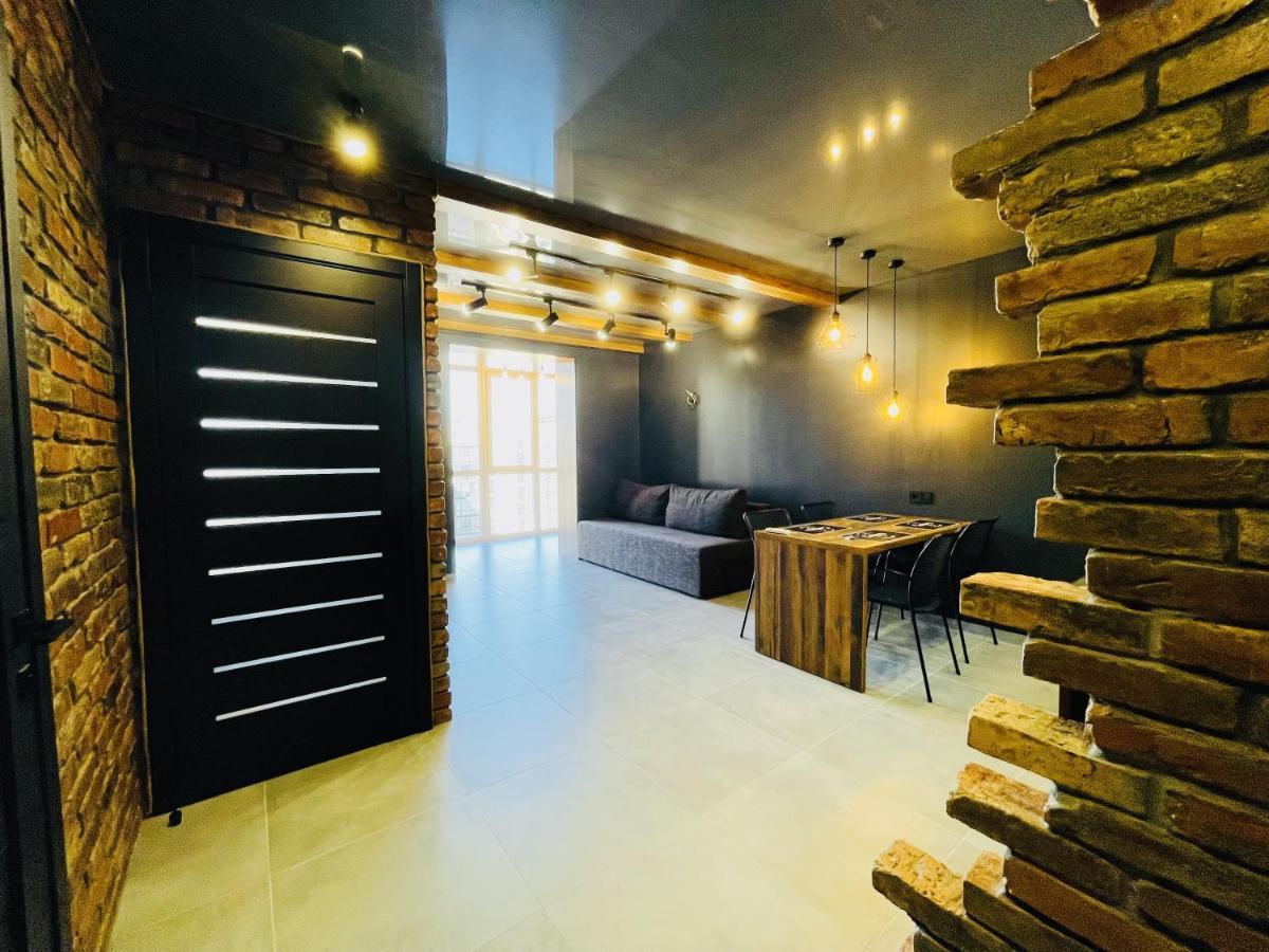 Loft В River Park З Джакузі Dnipro Bagian luar foto